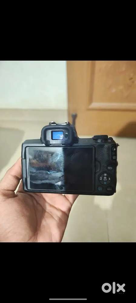 Canon m50 mark 2  mirroless with kit and 50mm prime lens