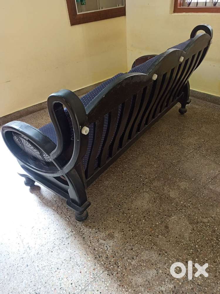 3+1+1 Wooden Sofa Set for Sale – Excellent Condition