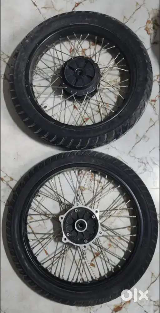 Royal Enfield Signals Edition Spoke Wheels with MRF Tyres – Like New