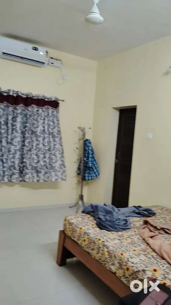 Single bedhouse 1st ഫ്ലോർ for rent