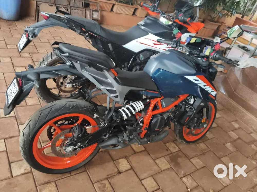 Selling my new gen3 ktm Duke