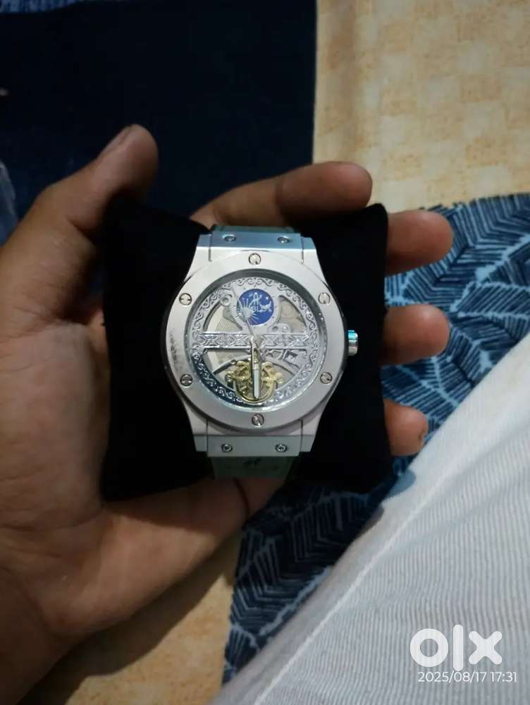 Luxury Skeleton  Non - Automatic Watch – Premium Design