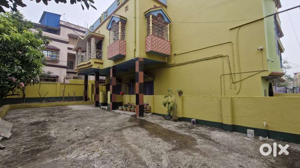 Well connected and Semi furnished house for rent.