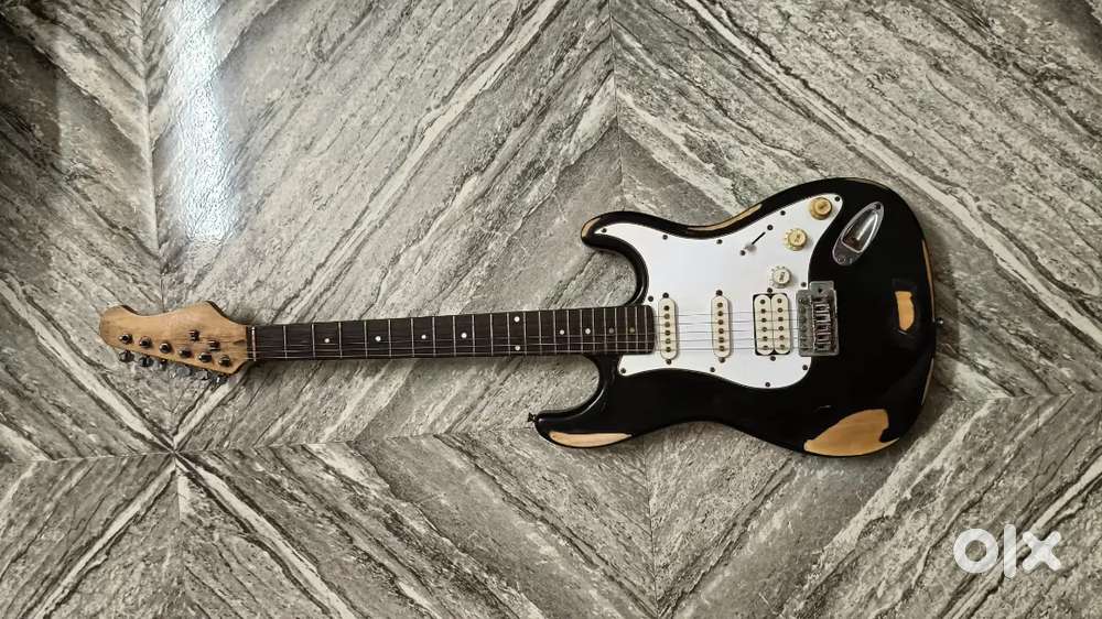 Electric guitar