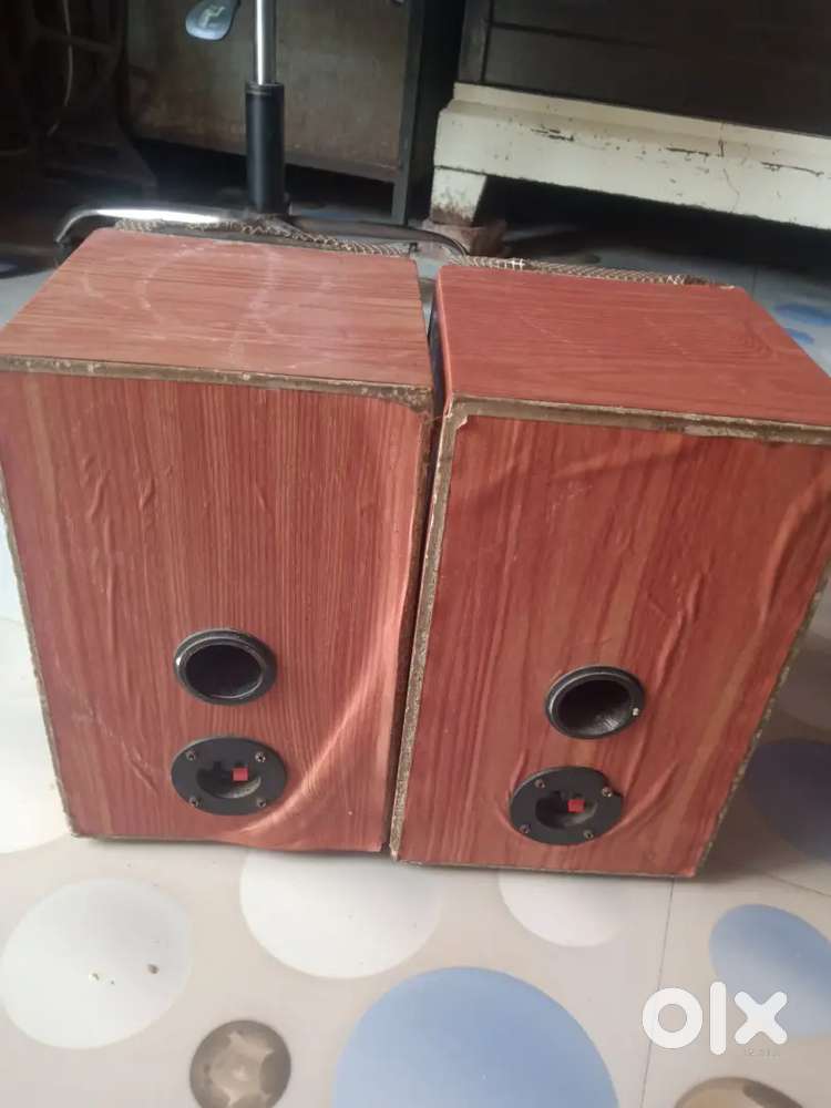 4,inchi speaker pagaria company best condition 1000