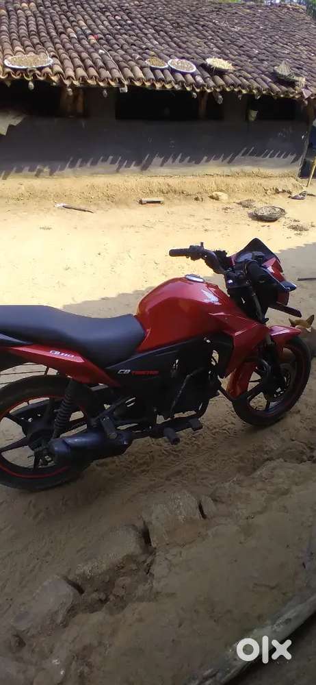 Honda cb  twister