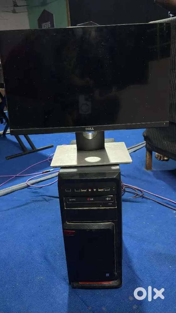 Dell Monitor with iball CPU