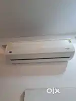 Hi  I am selling a AC it's compressor is in 4 years warranty
