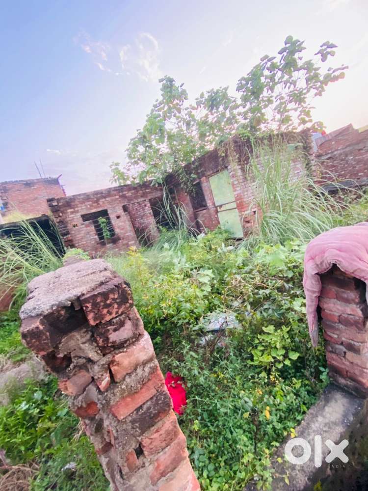 3 marla plot for sale. Singha devi