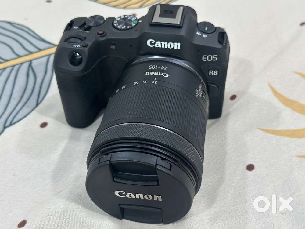 Canon EOS R8 with 24-105 mm STM lens