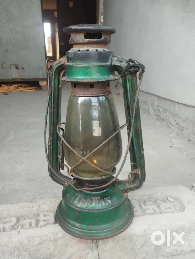 Vintage TooFan Kerosene Lantern (Working Condition) - Green Color.