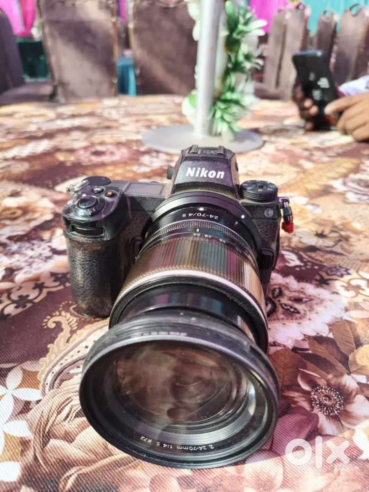 Nikon z62 with battery