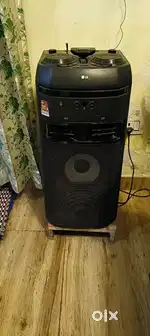 2yrs old speaker good candition