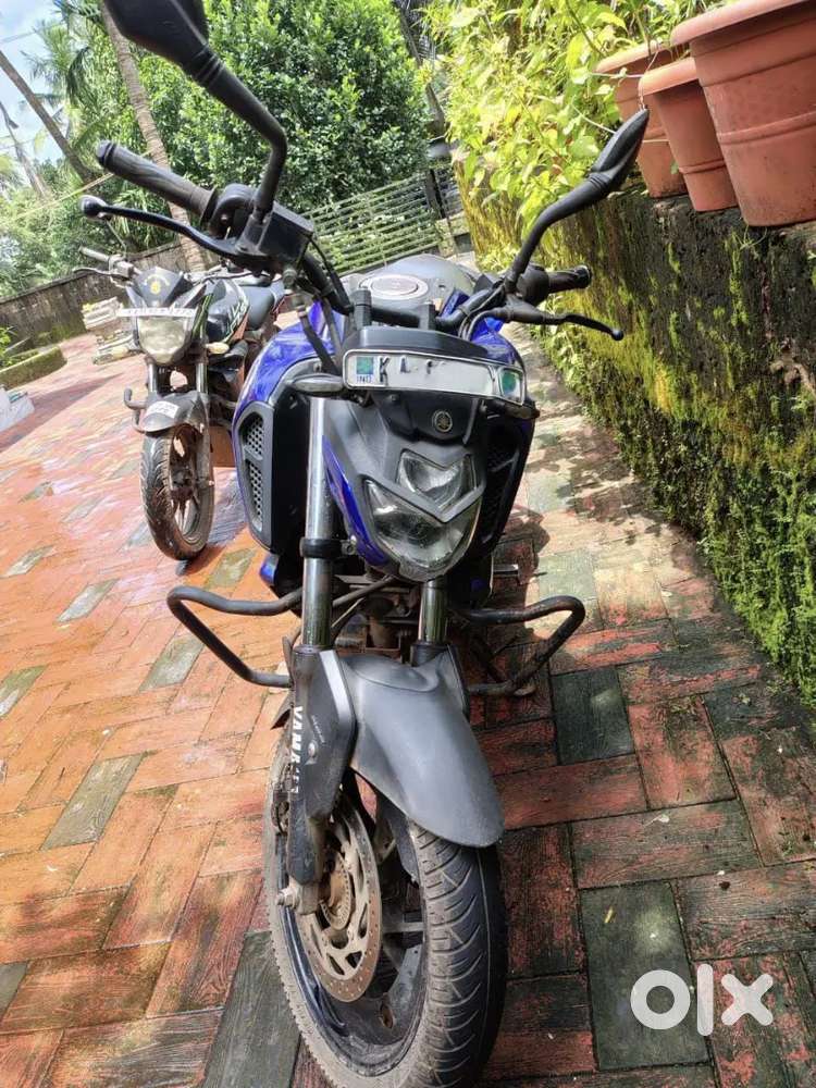 Yamaha FZ  (single owner)