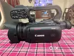 Canon XA65 Pro Camcorder 1/2.3” 4K UHD Battery Bill Charger Under warr