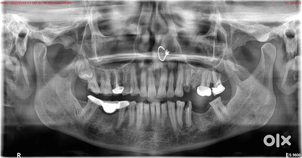 Receptionist cum assistant job in dental clinic