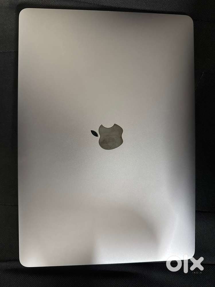 Apple macbook air m1 2020 with 16GB ram