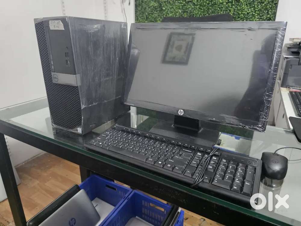 Pc computer. Dell hp Lenovo apple