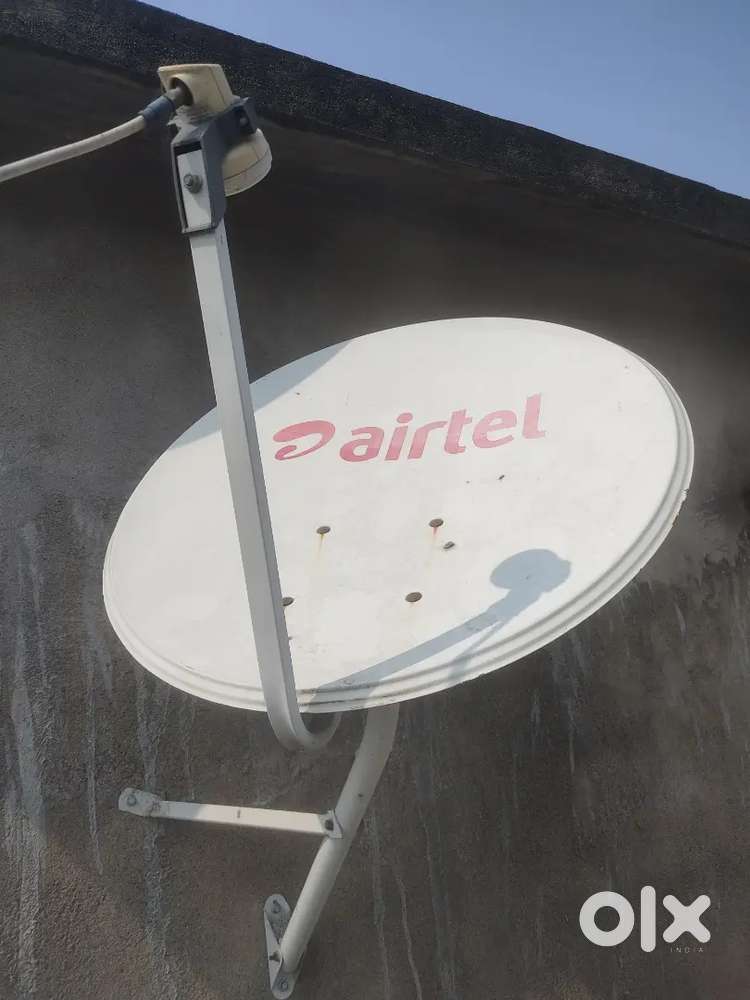 AIRTEL DISH + REMOTE + SET-TOP BOX (HD)