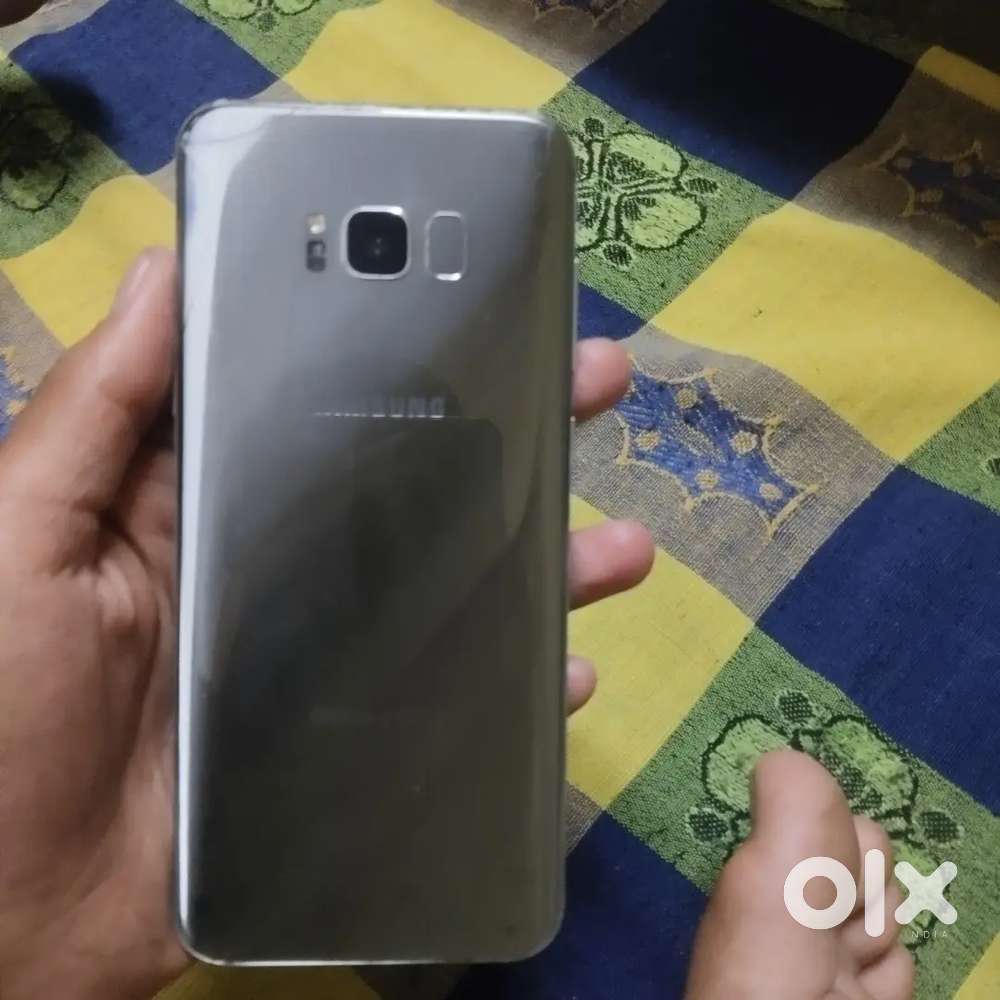 Samsung galaxy S8+ 4Gb Ram, 64GB Storage Curve Display