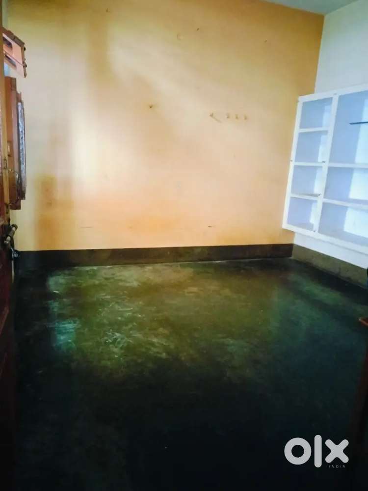 One room set for girls and women with small children