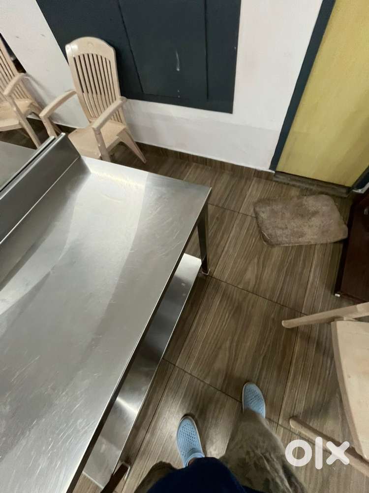 Commercial stainless table 2nos