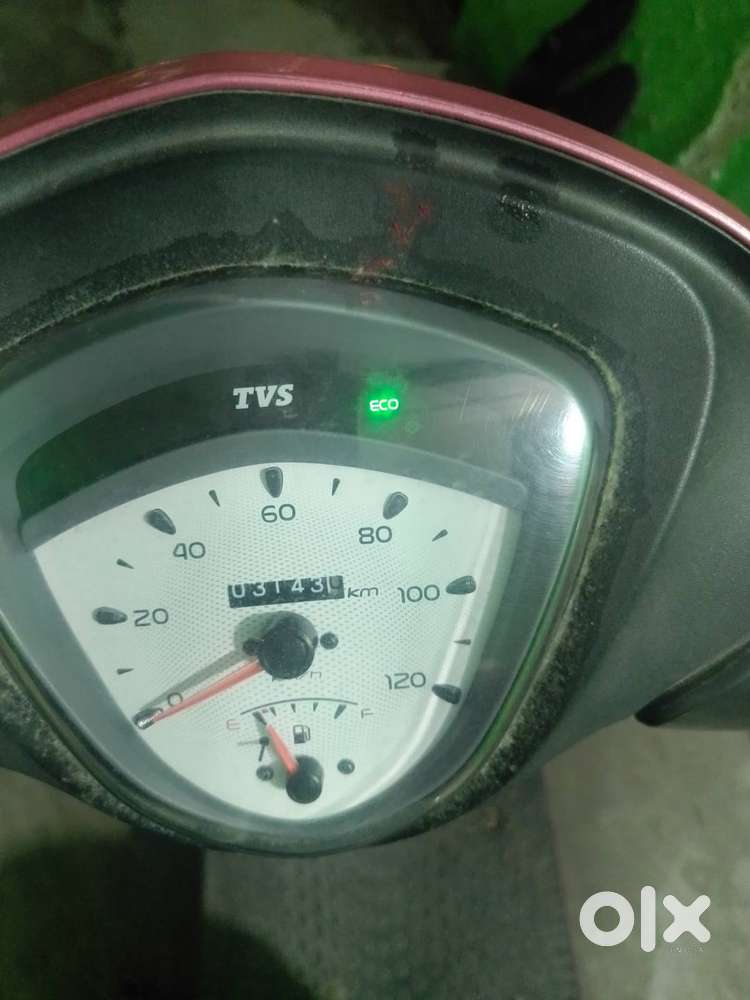 TVs zest scooty