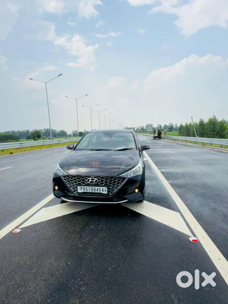 Hyundai Verna 1.5 CRDI MT SX