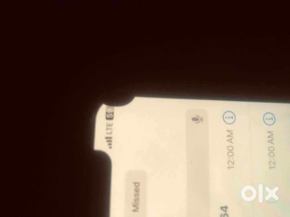 iPhone sx 64 gb full original h bas belck dot a gaya h sahi cal raha h