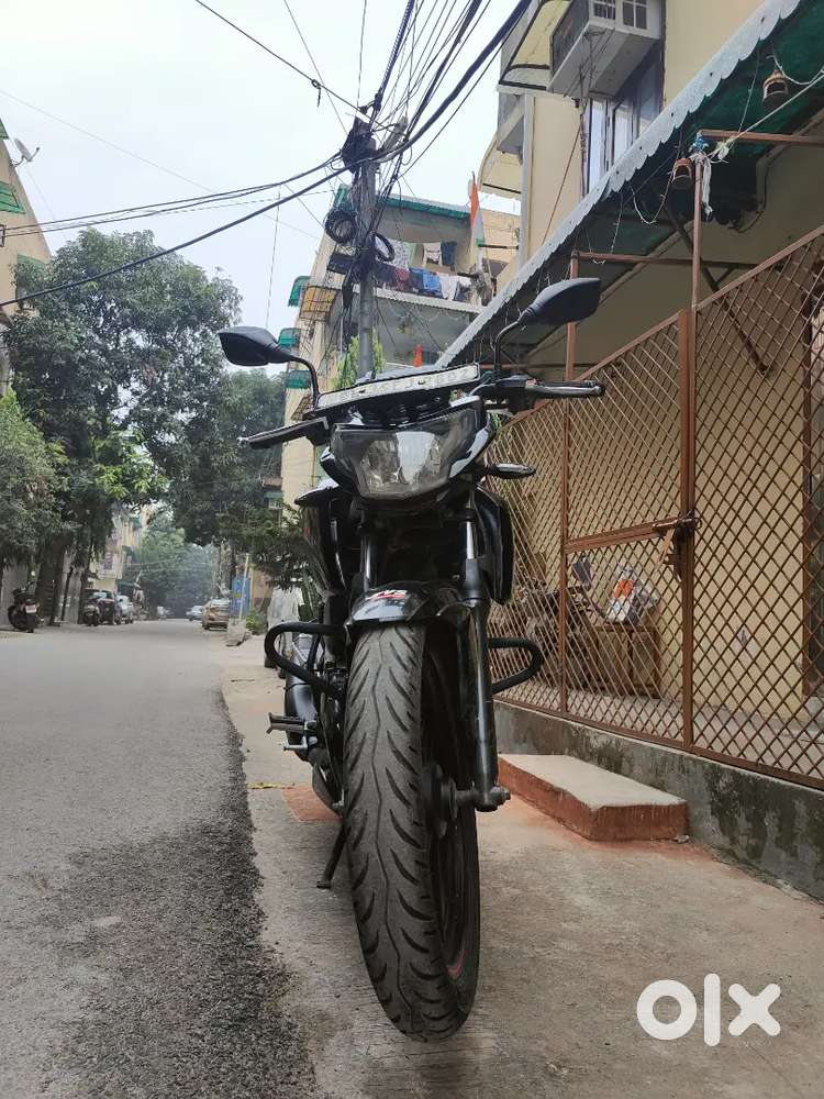 TVS APACHE RTR 160 4V DUAL DISC WITH ABS