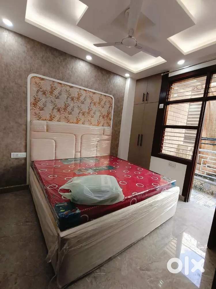4bhk 125gaj new flat near by uttam Nagar west metro station loan avila