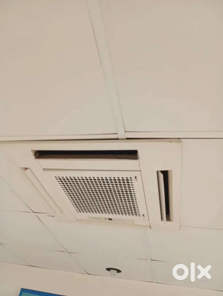 O GENERAL 1.5 TON CASSETTE AC UNIT