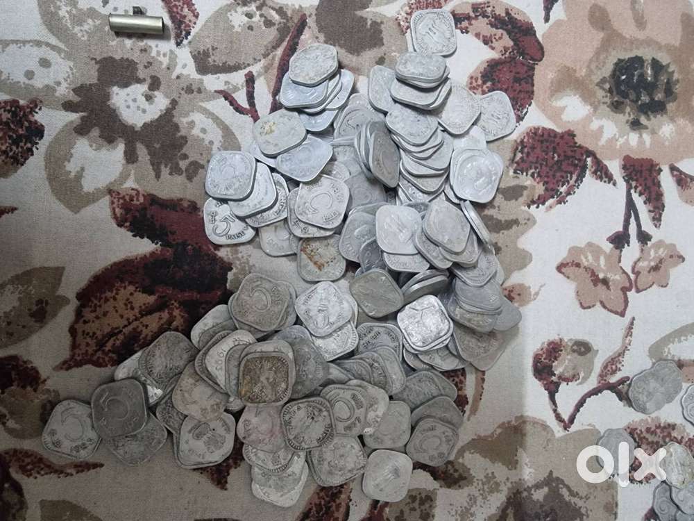 Old coins contains  10 rs 2 rs 3 rs 1 rs 5 rs denomination old coins