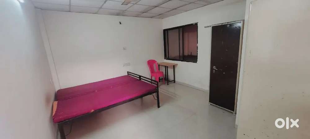 Room For Rent Near Bombay Hospital