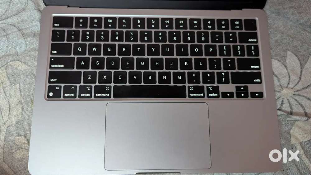 Macbook air m2
