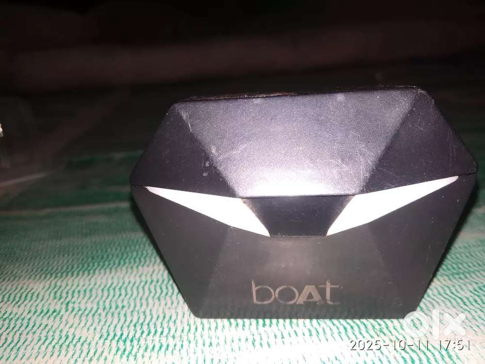 Boat ear holder