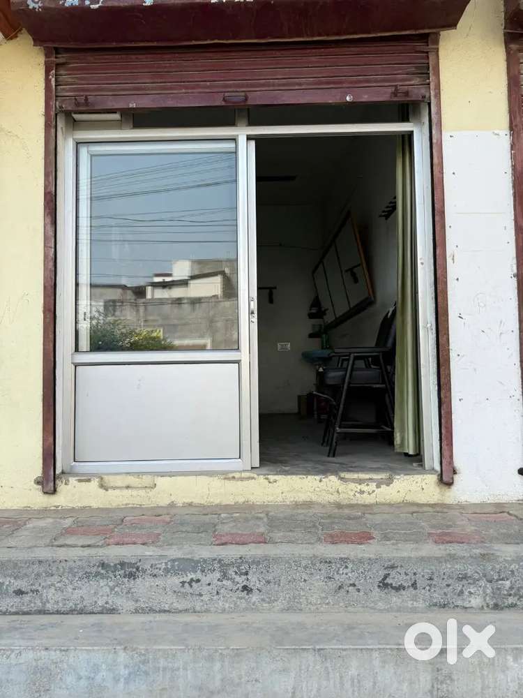 सालों का  सारा सामान