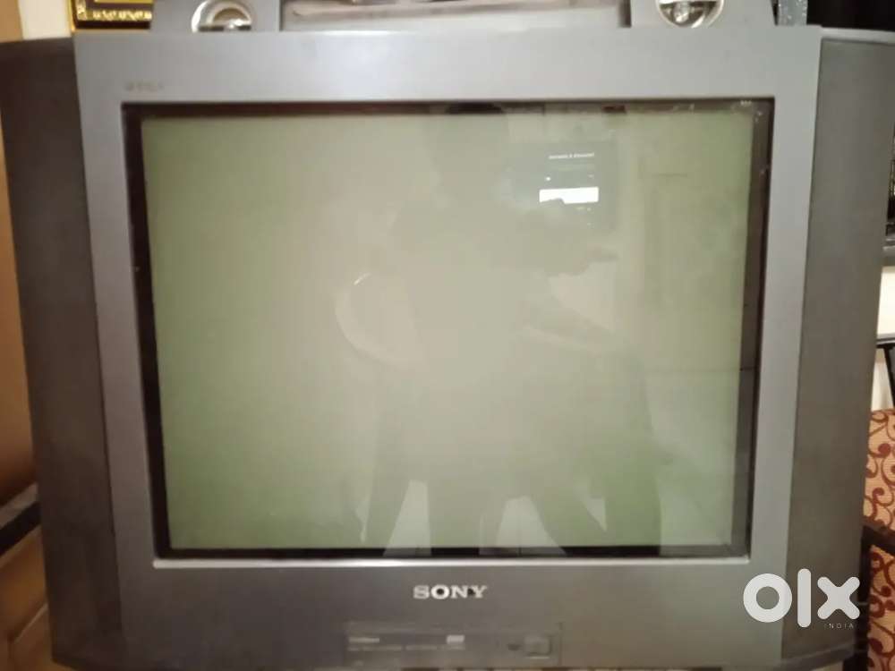 Sony TV, Trinitron color .