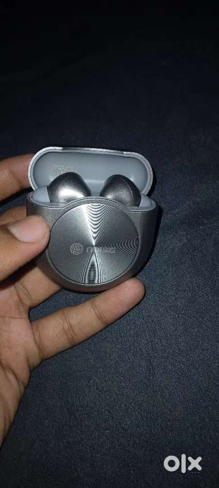Noise master buds Earbud