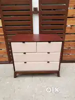 URBAN LADDER : MARTINO CHEST OF 4 DRAWERS. FLAT 70% OFF FLASH SALE.