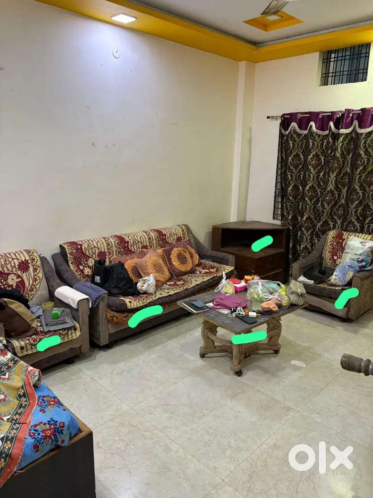 2 bhk ground floor only small family