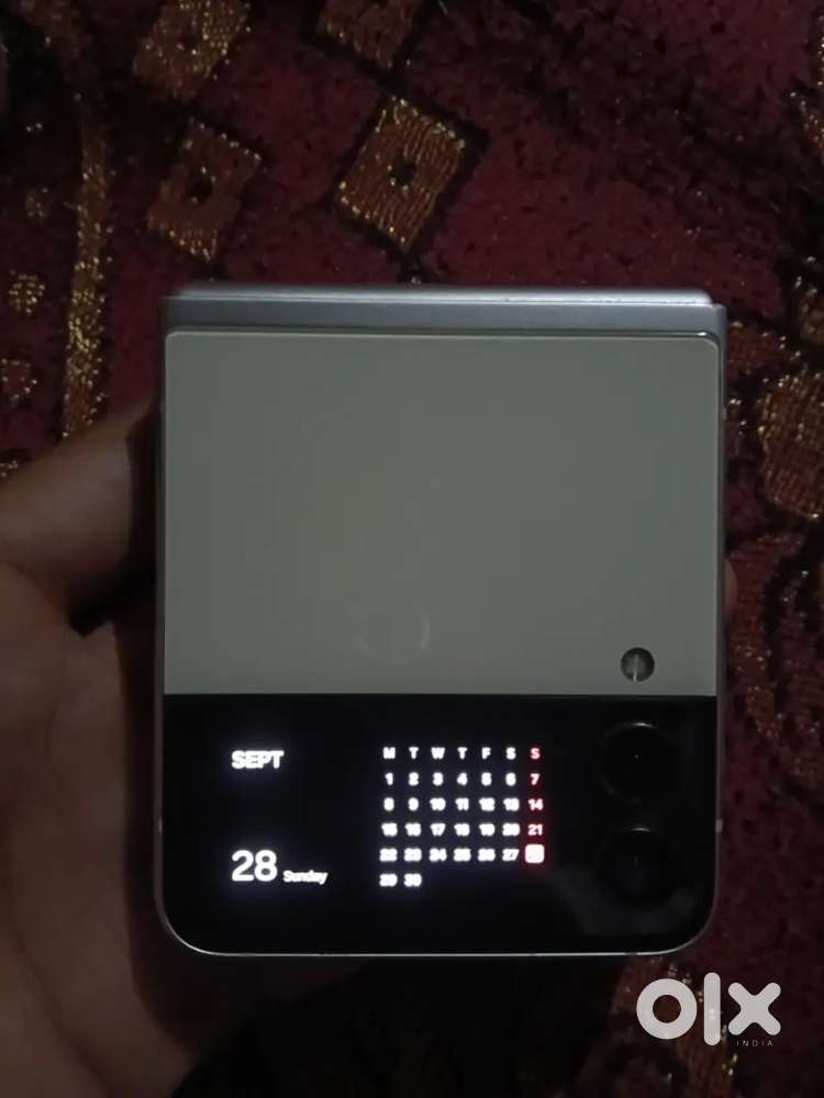 Galaxy Z flip 3 ⁵g (8-128)