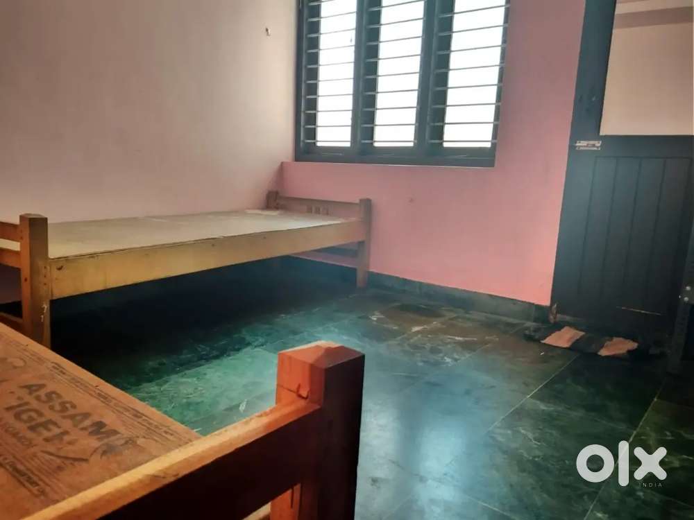 NEW LADIES & GUEST. PG.accommodation  Ganapathy Temple East Fort,