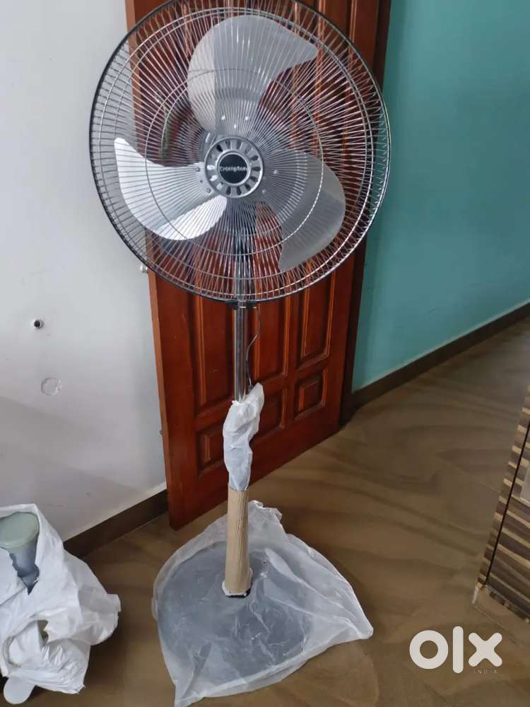 Crompton pedestal fan 18inch aluminium blade good working condition