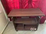Compact & Sturdy Computer Table