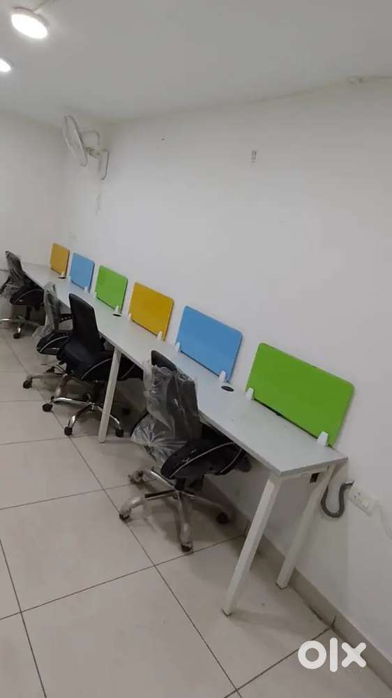 1 Director Cabin 12 Workstation Fully Furnished Office Space For Rent