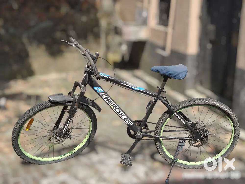 Hercules fx 200 .New price -12,000 In mint condition