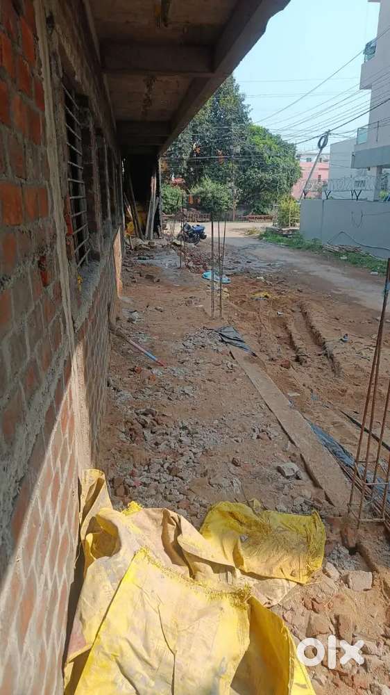 कुल 17,000 वर्ग फुट के चार फ्लोरGround floor 5000 threefloor each4000
