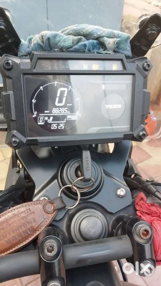 First time owner bike very good condition accessories all setup