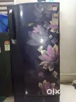 fridge is in good condition who will buy chat with us